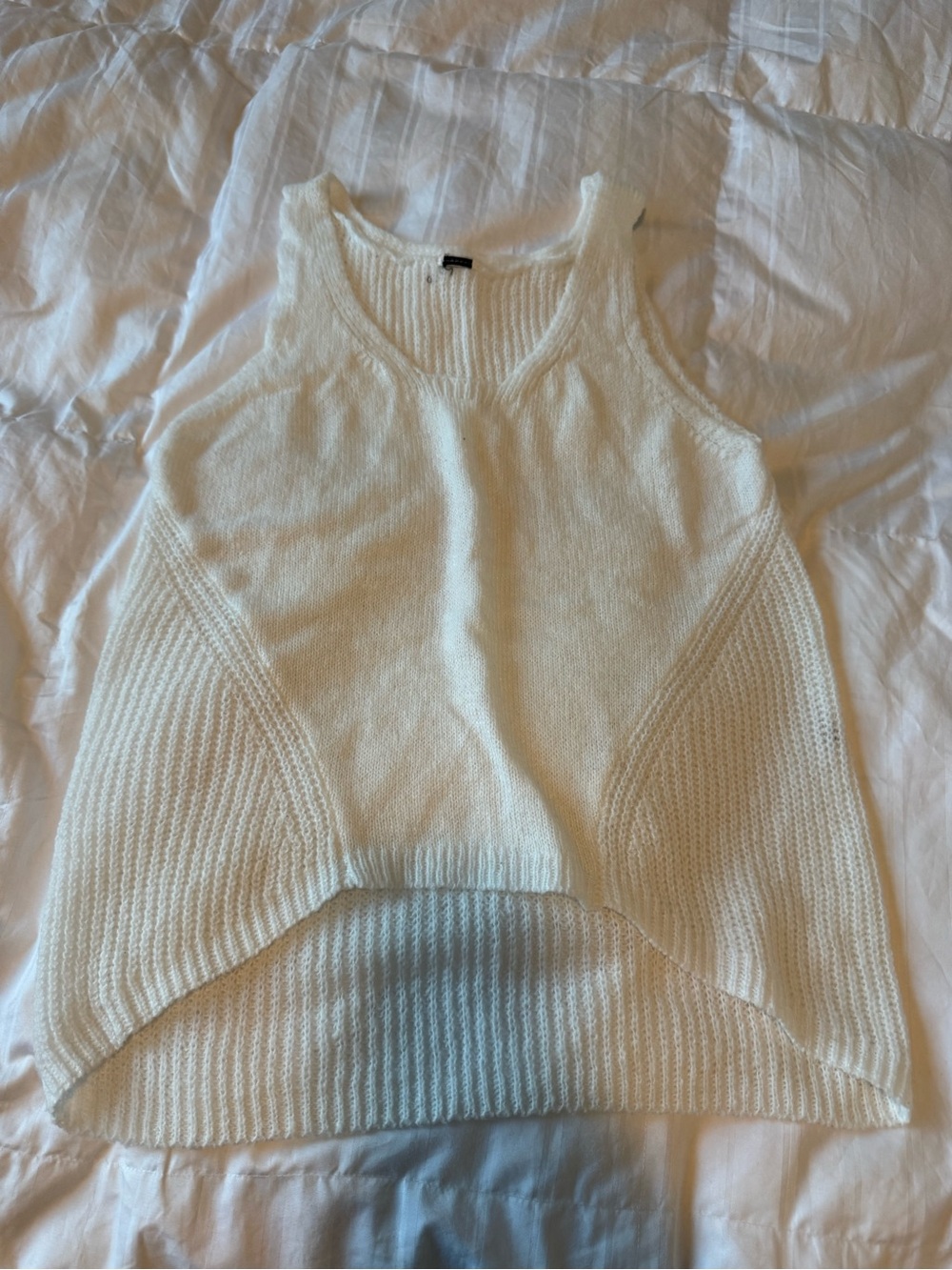 Women's Cream Knit V‑Neck Tank Top